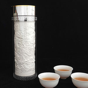 浮雕银工艺杯